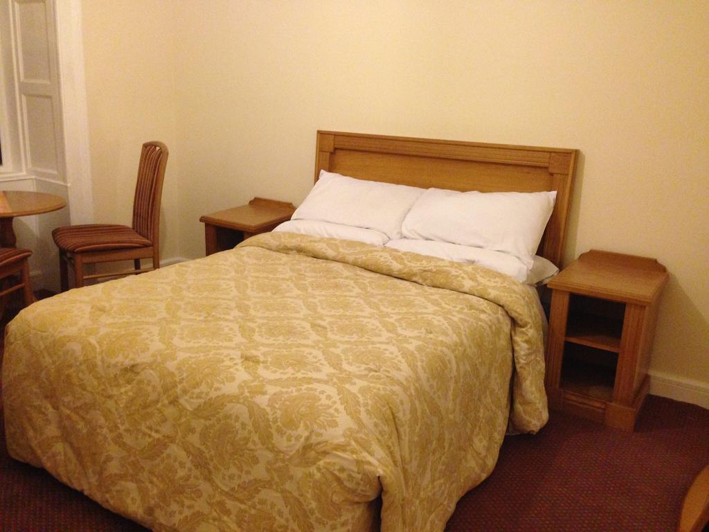 Westgate House B&B Strokestown Habitación foto