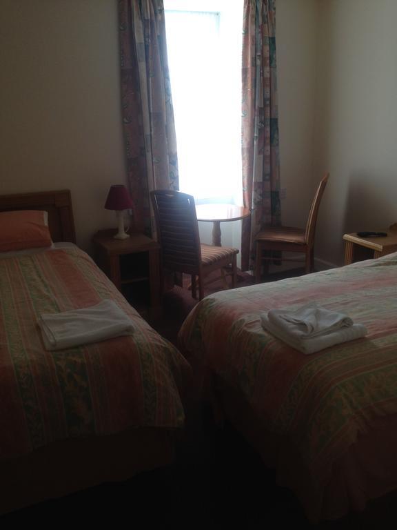 Westgate House B&B Strokestown Habitación foto